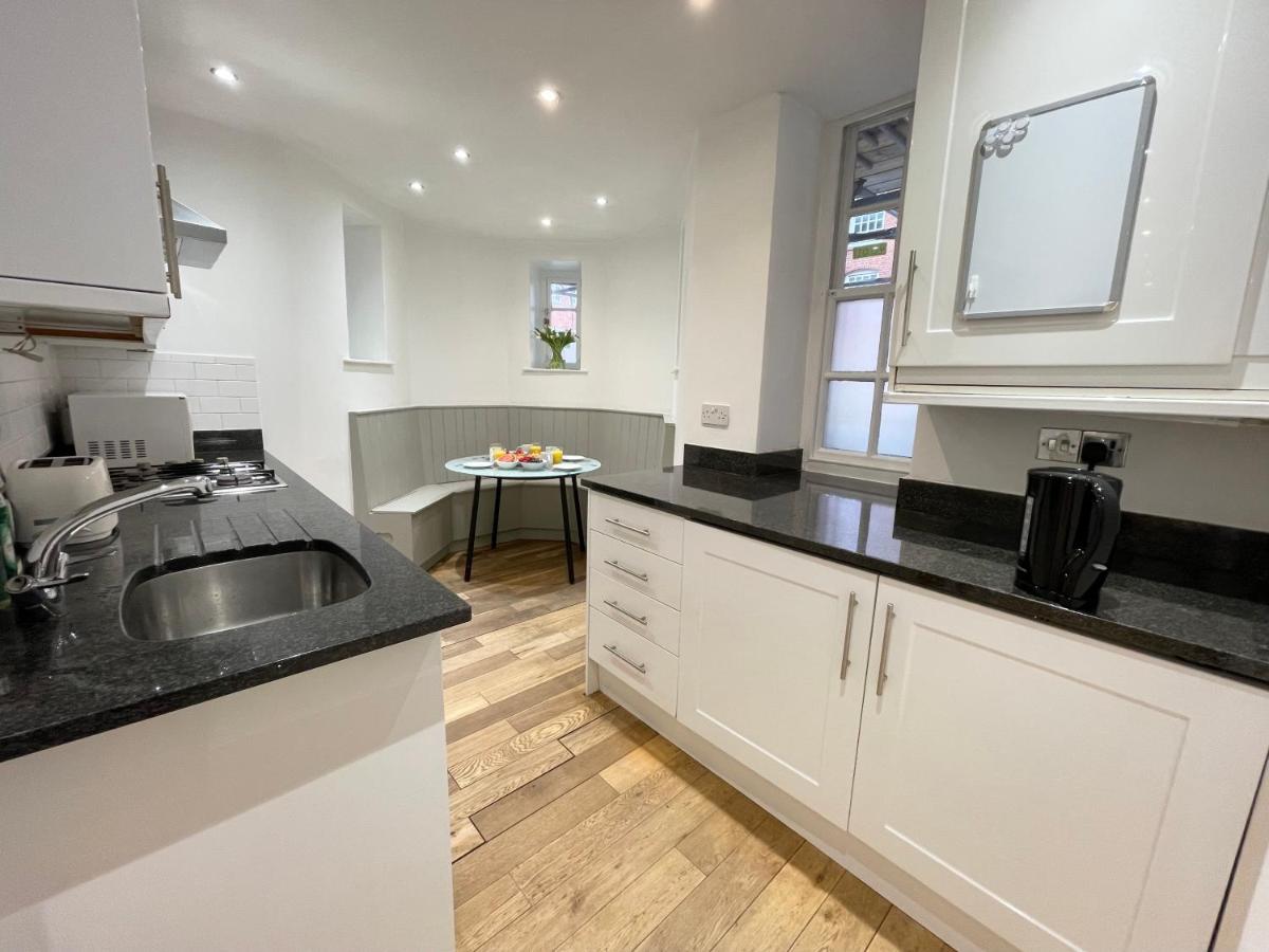 Westminster Apartment Near River Thames London Eksteriør billede
